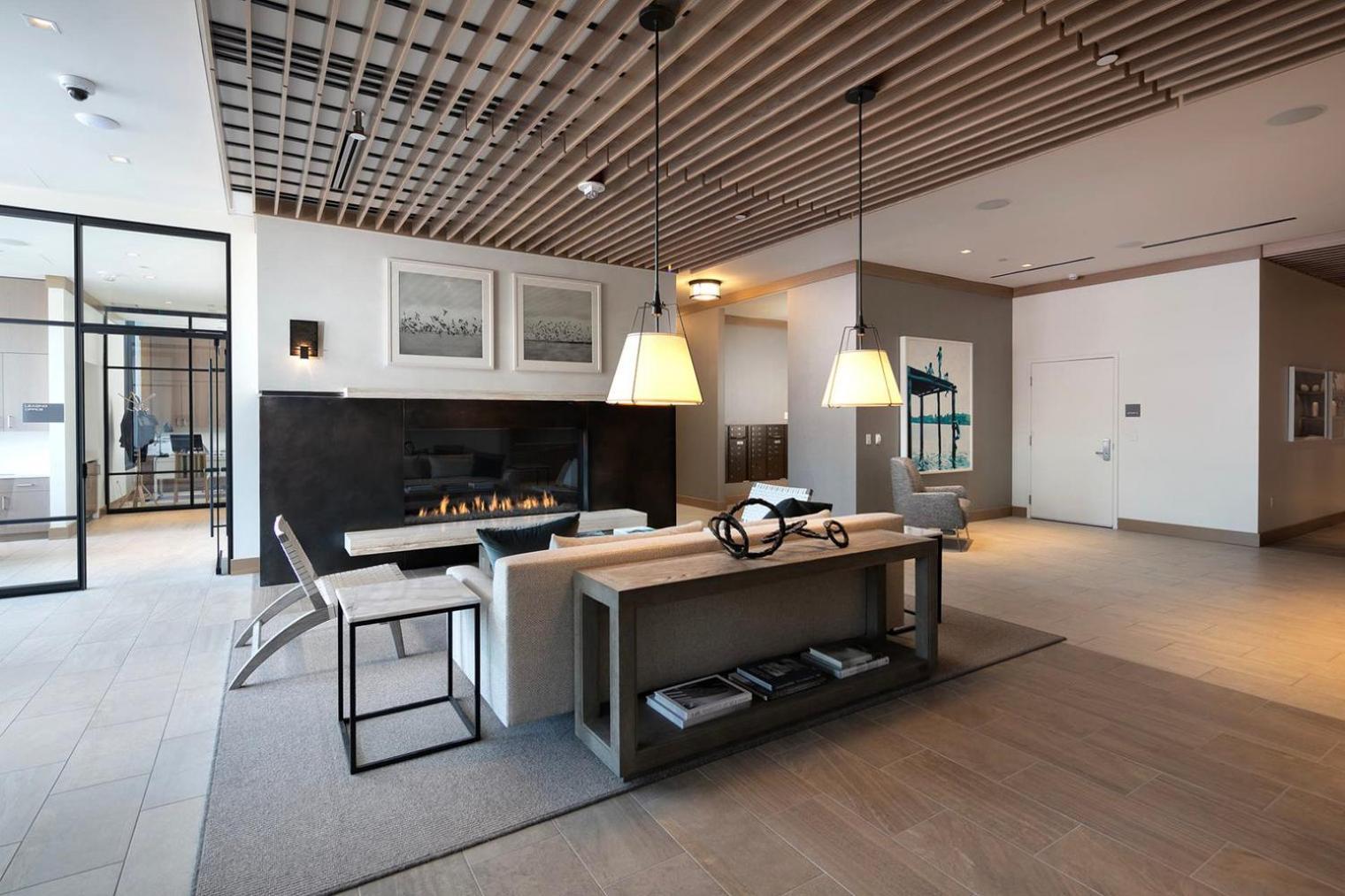 South Union 2br W Gym Roof Nr Downtown Sea-553 *