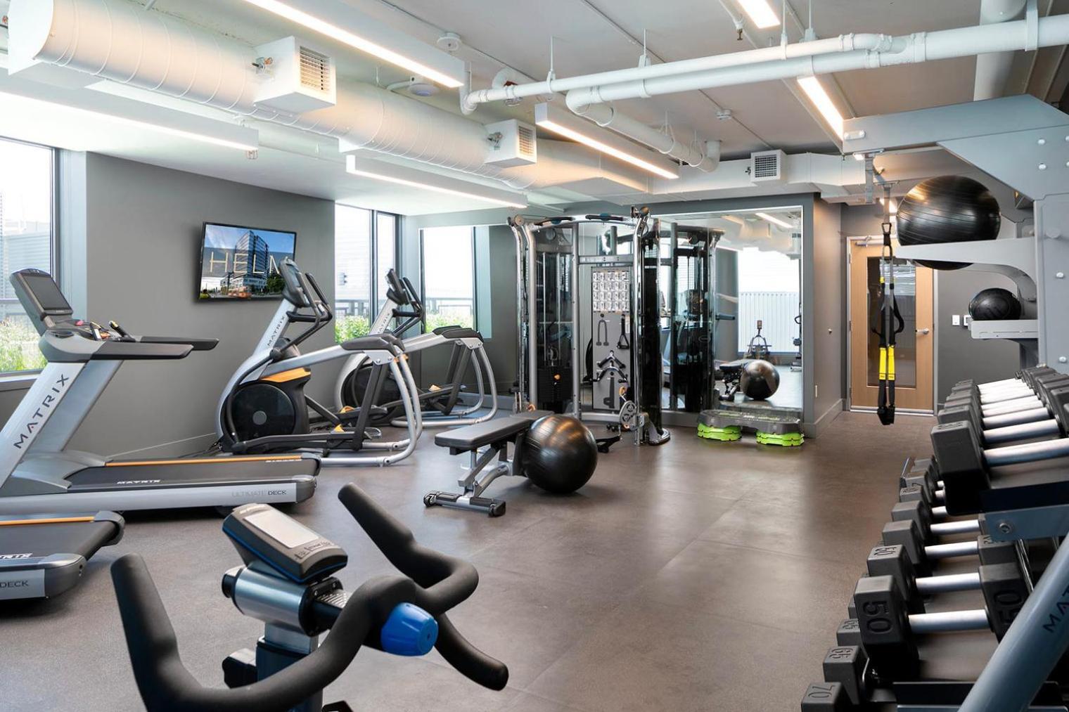 Apartment South Union 2br W Gym Roof Nr Downtown Sea-553 *