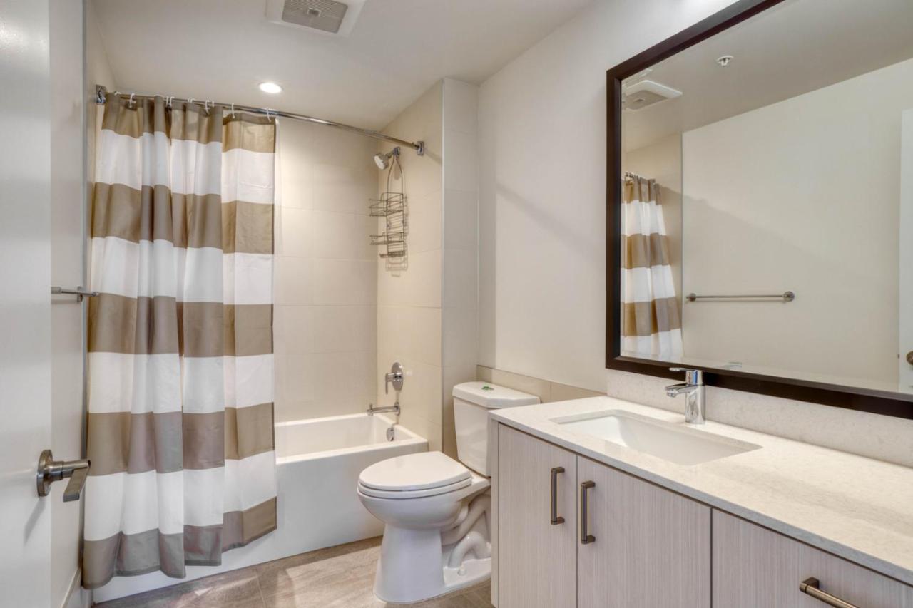 South Union 2br W Gym Roof Nr Downtown Sea-553